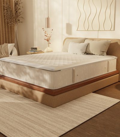 ➡️ Matelas Pleine Forme Pillowtop – mise en scène chambre moderne et élégante